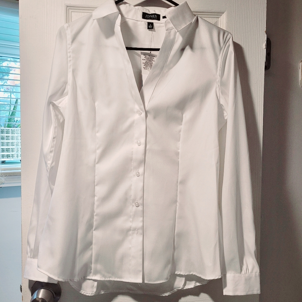Jones New YorkWomen's Easy Care Button Up Long Sleeve Blouse NWT